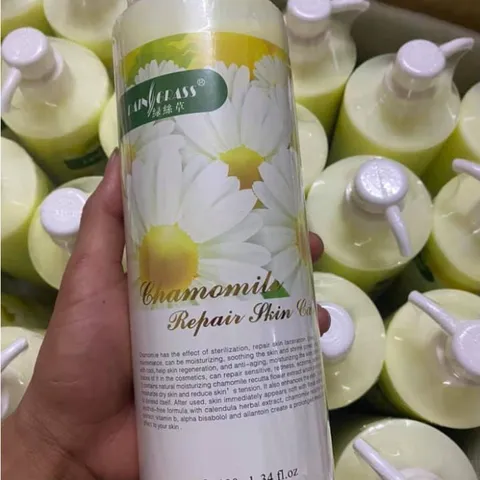 Bộ Chăm Sóc Da Hoa Cúc, Bộ 4 Chai Sữa Rửa Mặt, Kem Massage, Tẩy Da Chết Chính Hãng 820816
