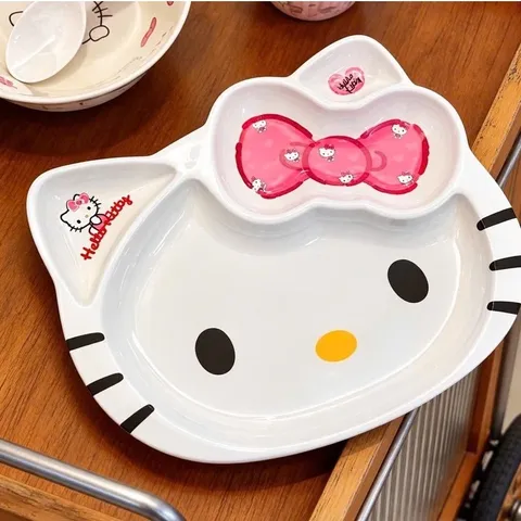 đĩa nhựa hello kitty chia ngăn – xinh xắn, tiện lợi cho bé