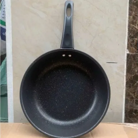 CHẢO CHIÊN CHỐNG DÍNH VÂN ĐÁ SIZE 20CM TIỆN DỤNG