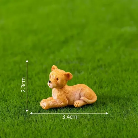 Mô hình sư tử bằng nhựa kích thước khoảng 5.5cm trang trí tiểu cảnh,hòn non bộ