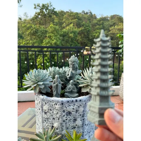 Tháp bằng đá sa thạch cao 13,5cm trang trí tiểu cảnh,chậu cây,bể cá…
