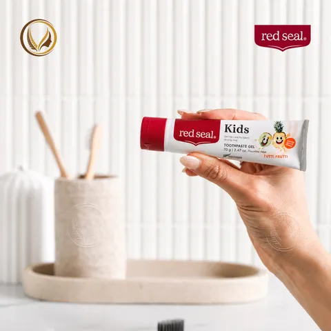 Kem đánh răng hữu cơ cho bé hương trái cây Red Seal Kids Toothpaste Gel Tutti Frutti 70g