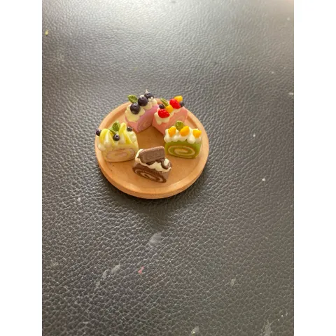 mô hình bánh mini bằng đất sét , sét 5 cái Nhỏ Xíu cỡ 1CM