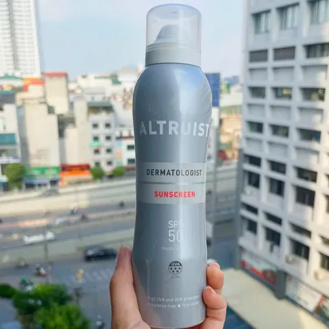 [HÀNG CHUẨN AUTH] Xịt Chống Nắng Altruist Invisible Sunspray SPF50 200ml (P136327)