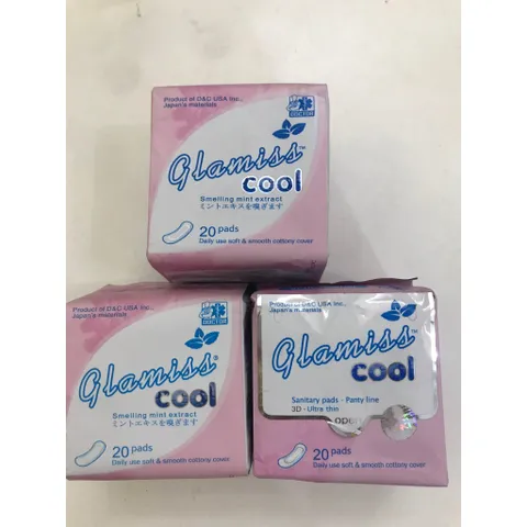 Băng vệ sinh thảo dược GLAMISS COOL hàng ngày - hương bạc hà, siêu thấm hút, khô thoáng, an toàn sử dụng [20 miếng]