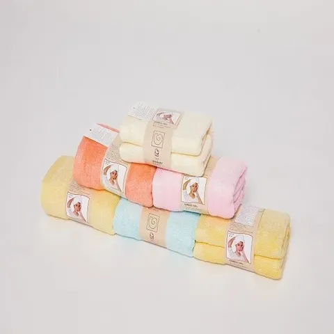 Khăn quấn đầu Sbaby  hoàn toàn từ nguyên liệu tự nhiên, kháng khuẩn tốt, an toàn cho làn da, không bị xù lông