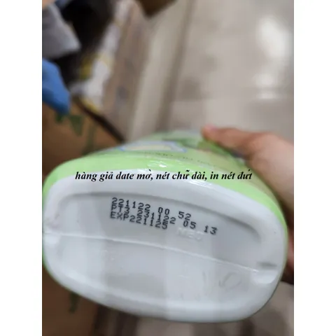 RỬA BÌNH SỮA CHAI 620ML - Bọt xà phòng mềm nhẹ dễ dàng thâm nhập vào mọi kẽ hở và tẩy sạch các vết bẩn và khử trùng