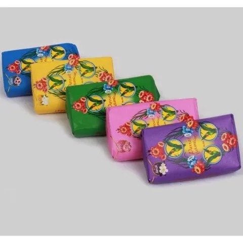 XÀ PHÒNG VẸT (LỐC 6 BÁNH) - nhẹ nhàng làm sạch bụi bẩn, bã nhờn trên da,giúp dưỡng trắng và dưỡng mềm da.