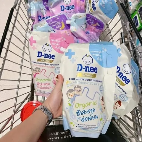 Nước giặt Dnee Deluxe cao cấp phù hợp cho quần áo cả gia đình, nội địa thái cho bé 1100ml - chính hãng, siêu đậm đặc