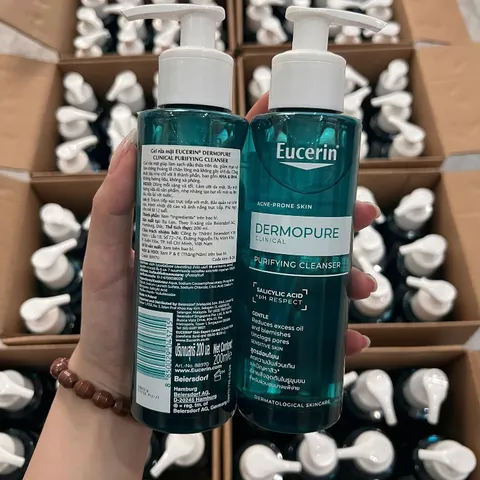 Gel rửa mặt Eucerin DermoPure Clinical Purifying Cleanser  | Làm Sạch Sâu, Giảm Dầu Cho Da Nhạy Cảm