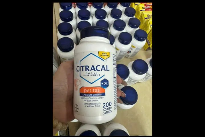 Citracal Maximum Plus Calcium Citrate + D3 200 caplets.