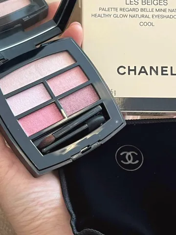 ? Bảng phấn mắt Chanel Les Beiges Healthy Glow Natural Eyeshadow Palette - Màu cool 