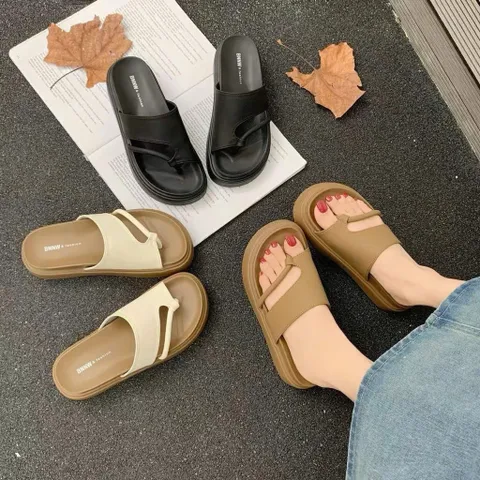 Dép Sandal Nữ Đế Cao 4cm Quai Ngang Thời Trang Hàn Quốc Đi Êm Chân (QC Fullbox)