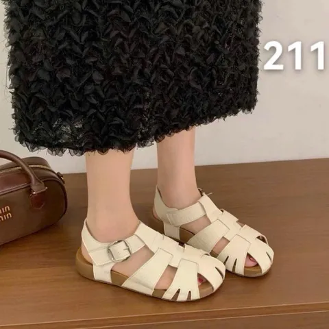 Sandal nữ quai đan khoá cài sau gót đế bệt – dép sandal nữ thời trang Hàn Quốc ( QCCC )
