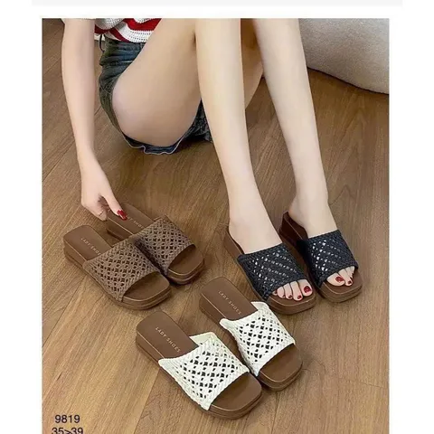 Dép Nữ Quai Ngang Đế Cao 4cm Chất EVA Siêu Nhẹ Êm Chân Tôn Dáng Đi Chơi Đi Học
