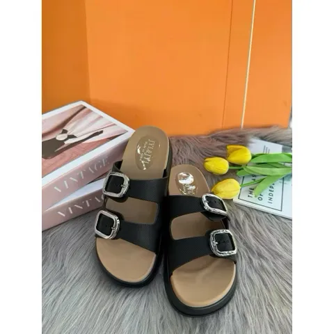 Dép Sandal Nữ 2 Quai Khóa Kim Loại Đế Bánh Mì, Dép Quai Ngang Nhựa Siêu Nhẹ Hack Dáng, Dép Đi Chơi Đi Biển Thời Trang