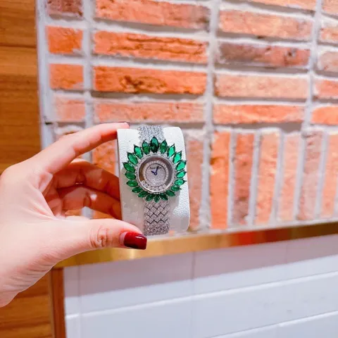 Đồng Hồ Nữ ROCROWN Đính Đá Pha Lê Kiểu Dáng Hoa Tuyết Siêu Sang