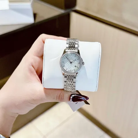 Đồng hồ nữ GII Viền Hạt Pha Lê Kiểu Dáng Sang Trọng Dây Thép Không Gỉ