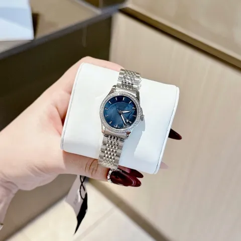 Đồng hồ nữ GII Viền Hạt Pha Lê Kiểu Dáng Sang Trọng Dây Thép Không Gỉ