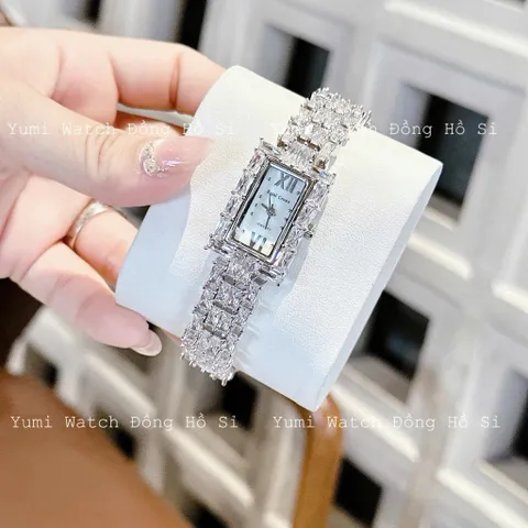 YUMI WATCH Đồng Hồ Nữ YUMI CR Mặt Vuông Đính Đá Pha Lê Sang Trọng HOT