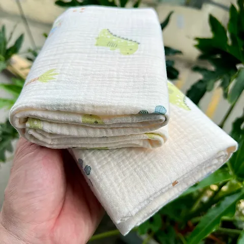 Khăn xô muslin 70x70cm 4 lớp – Cotton mềm mịn, thấm hút tốt, khăn đa năng cho bé sơ sinh.