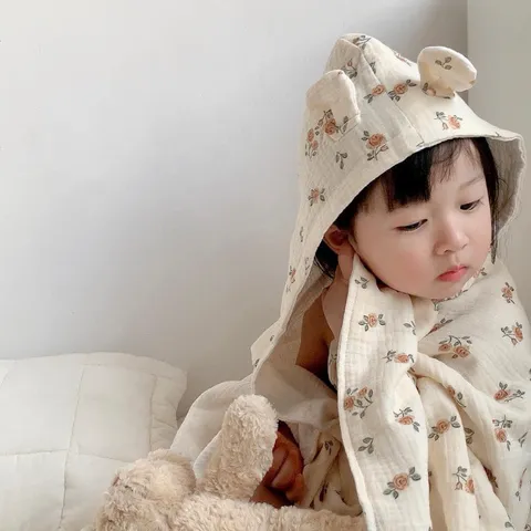 Khăn tắm xô muslin 4 lớp có mũ siêu mềm mại và thân thiện với da bé nhà Cindy’s House