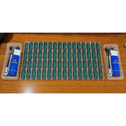 Set Dao Cạo Râu 108 Lưỡi Tặng Kèm 3 Thân Cạo, 3 Lọ Kem Mềm Râu Dễ Dàng Sử Dụng An Toàn Cho Da