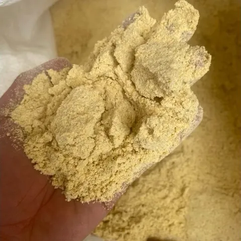 Cám Bắp - Thức Ăn Chăn Nuôi Dê Gà Vịt..Bao 5kg