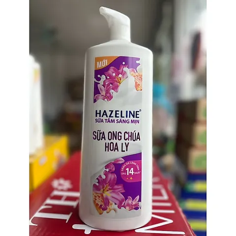 Sữa Tắm Dưỡng Thể Hazeline Thiên Nhiên Trắng Da - Chai 1KG