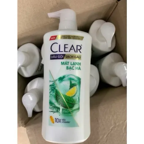 Dầu Gội Clear Mát Lạnh Bạc Hà Chai 630g