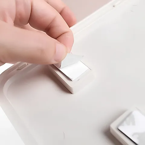 Hộp đựng túi nilon dán tường Việt Nhật giúp nhà bếp gọn gàng, sạch đẹp, dễ lấy và tiết kiệm diện tích