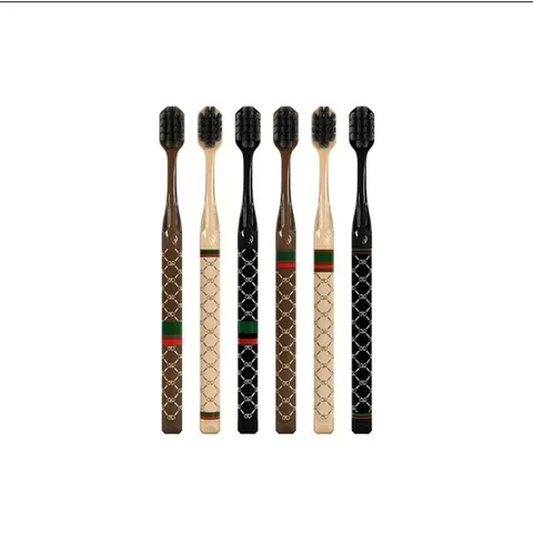 Bộ 6 Bàn Chải Đánh Răng Lông Mềm LUXURY G.C Sang Trọng - Vỉ Bàn Chải Đánh Răng Bảo Vệ Răng Miệng