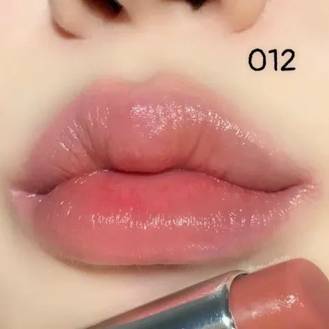Son Dưỡng Môi D Addict Lip Glow Color 012 Hồng đất