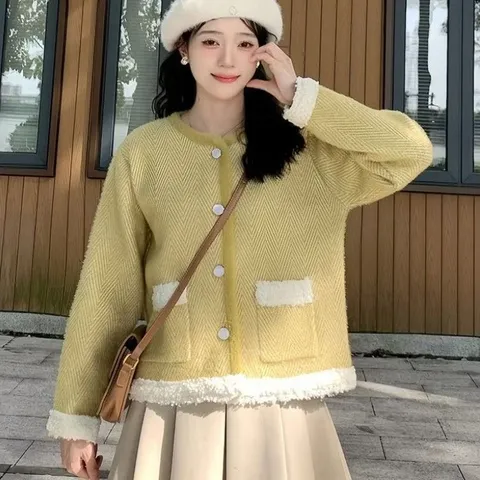 Áo khoác len lông cổ tròn viền lông 2 túi dáng ngắn thu đông tiểu thư