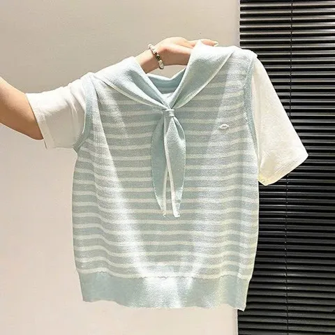 Áo Thun Len Tăm Kẻ Sọc Nữ Cổ Thủy Thủ Phối Khăn Choàng Vai Phong Cách Hàn Quốc
