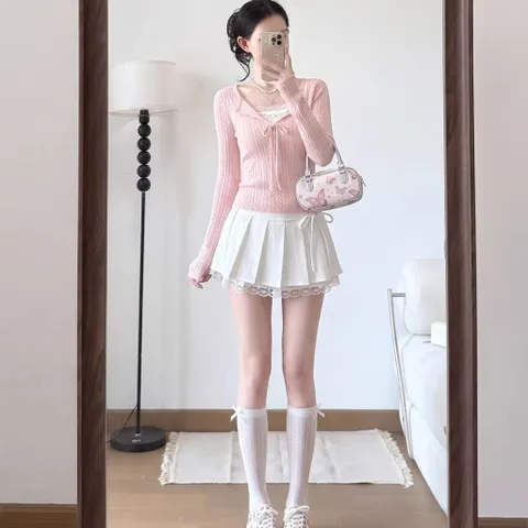 Áo len dệt kim mỏng viền ren cổ chữ V phối tay loe dài màu hồng ngọt ngào