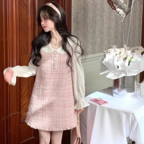 Đầm suông dạ gai hồng phối trắng cổ bẻ nhẹ nhàng tiểu thư
