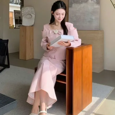 Set đầm dài đuôi cá hồng và áo bồng hoa trà phong cách Pháp