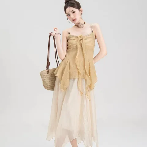 Áo Hai Dây Nâu Cổ V Viền Ren Xếp Tầng Vạt Xéo Đính Hoa Hồng Phong Cách Nàng Thơ Vintage (SẴN SHIP HỎA TỐC)