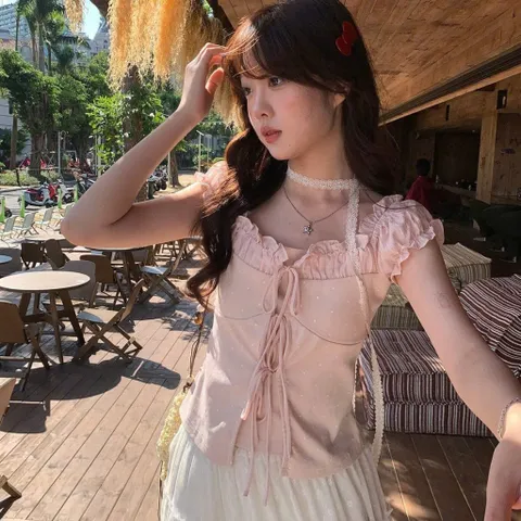 Áo Kiểu Nữ Chấm Bi Giả Hai Lớp Thắt Nơ Trước Phối Tay Bèo Voan Xinh Xắn Phong Cách Hàn Quốc