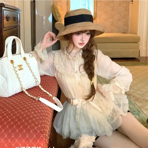 Áo ren lưới màu kem bèo nhún kèm dây eo nơ tiểu thư phong cách Pháp (XẢ)