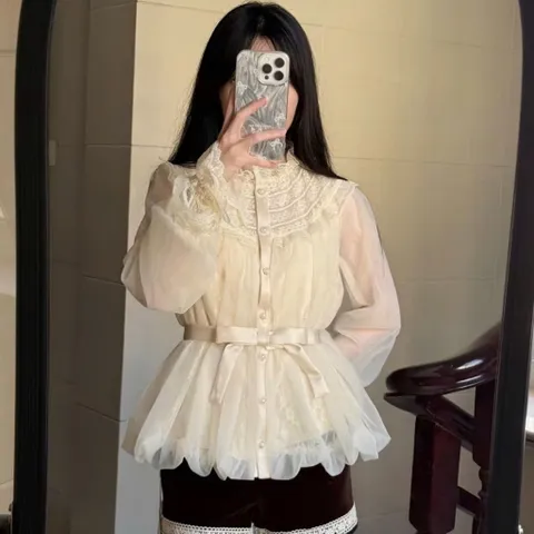 Áo ren lưới màu kem bèo nhún kèm dây eo nơ tiểu thư phong cách Pháp (XẢ)
