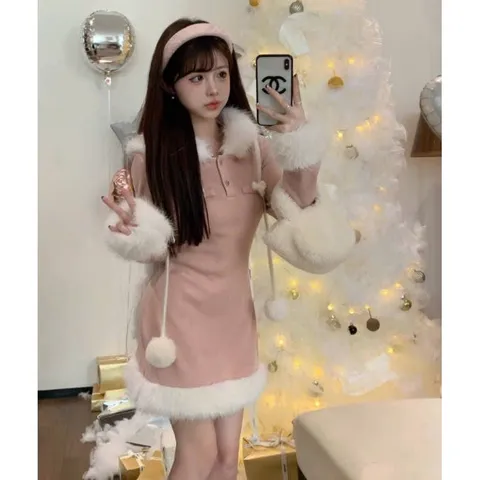 Đầm lông hồng mũ tai thỏ trắng đáng yêu mùa đông