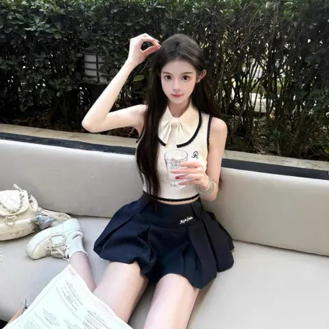 Áo len dệt kim croptop cổ thắt nơ sát nách tiểu thư