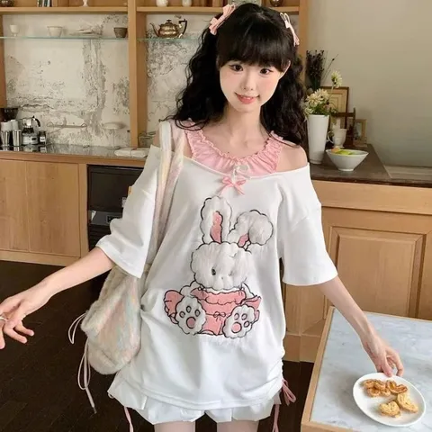 Áo thun trễ vai lót cổ yếm bèo thêu hình thỏ bông dễ thương