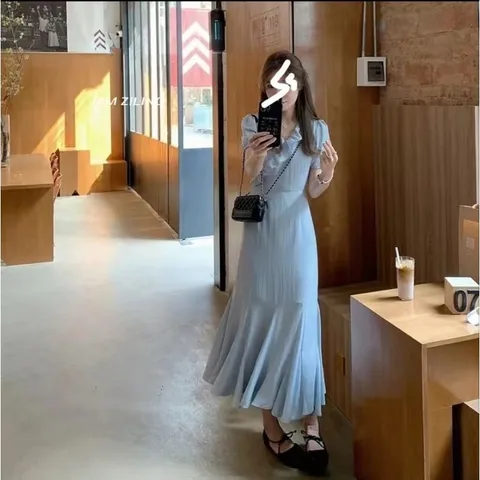 Váy đầm voan đuôi cá xòe cổ bèo ngắn tay
