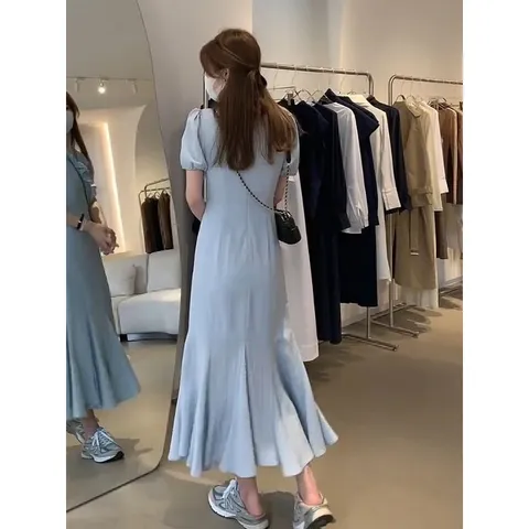 Váy đầm voan đuôi cá xòe cổ bèo ngắn tay