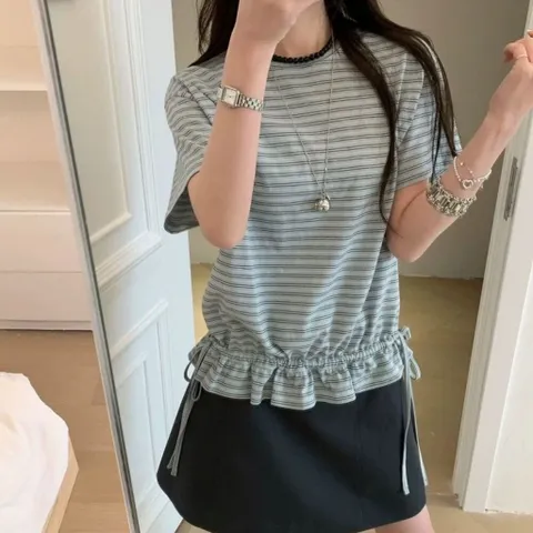 Áo phông kẻ ngang basic bo chun hông viền bèo phong cách Hàn Quốc cho nữ
