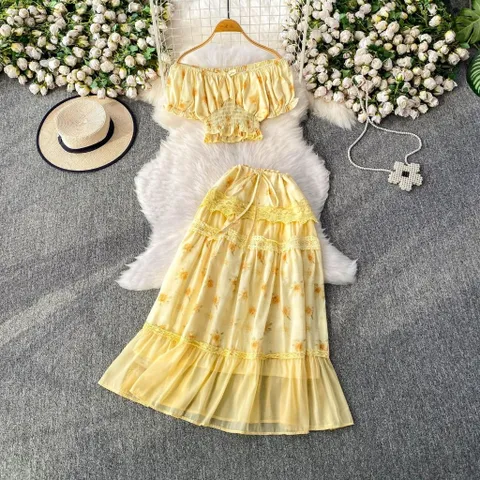 Set Váy Dài Maxi Đi Biển Và Áo Trễ Vai Hoa Nhí Màu Vàng Bơ Xinh Xắn Công Chúa Phối Ren Điệu Đà