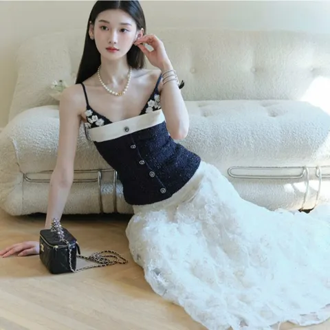 Áo hai dây vải dạ tweed nữ cao cấp phối hoa nổi đính cúc ngọc sang chảnh